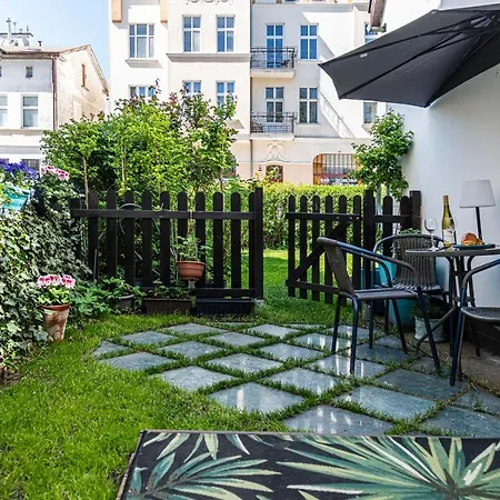 Apartment Tiny House - Maly Domek - Happy Hours Z Ogrodem Sopot