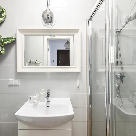 Apartment Tiny House - Maly Domek - Happy Hours Z Ogrodem Sopot